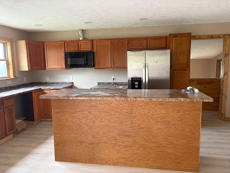 127 Bradshaw Dr — Photo 15