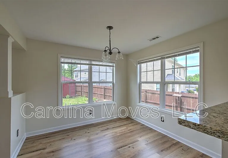 8 Emmaline St — Photo 5