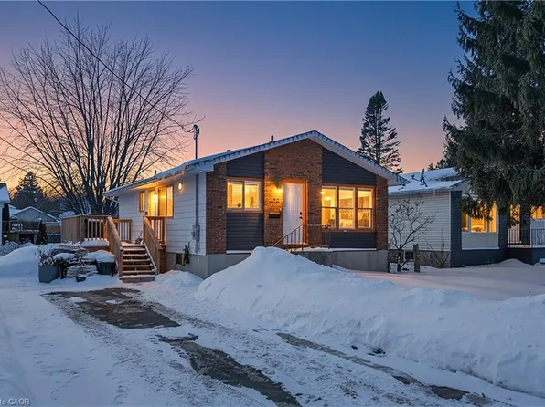 135 Niagara St, Collingwood, ON L9Y 3X8