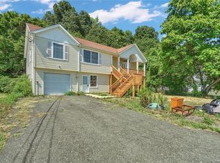 26 River Rd, Stony Point, NY 10980