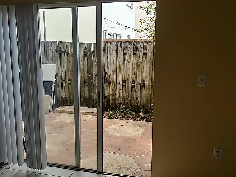 21513 SW 87th Ct — Photo 32