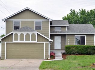 8826 E Hurst St, Wichita, KS 67210