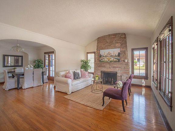 4th image of 701 Arden Ave