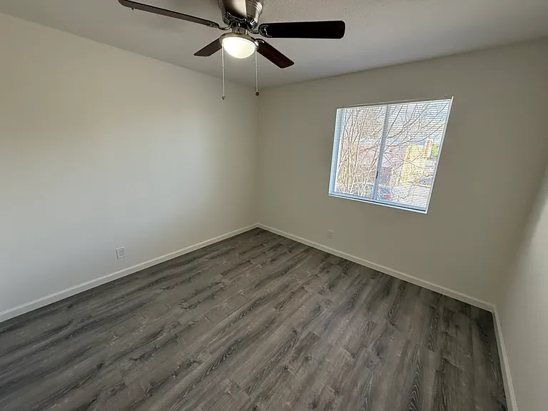 22435 Princeton St #4 — Photo 15