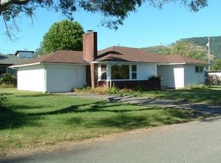 230 Musser St, Brookings, OR