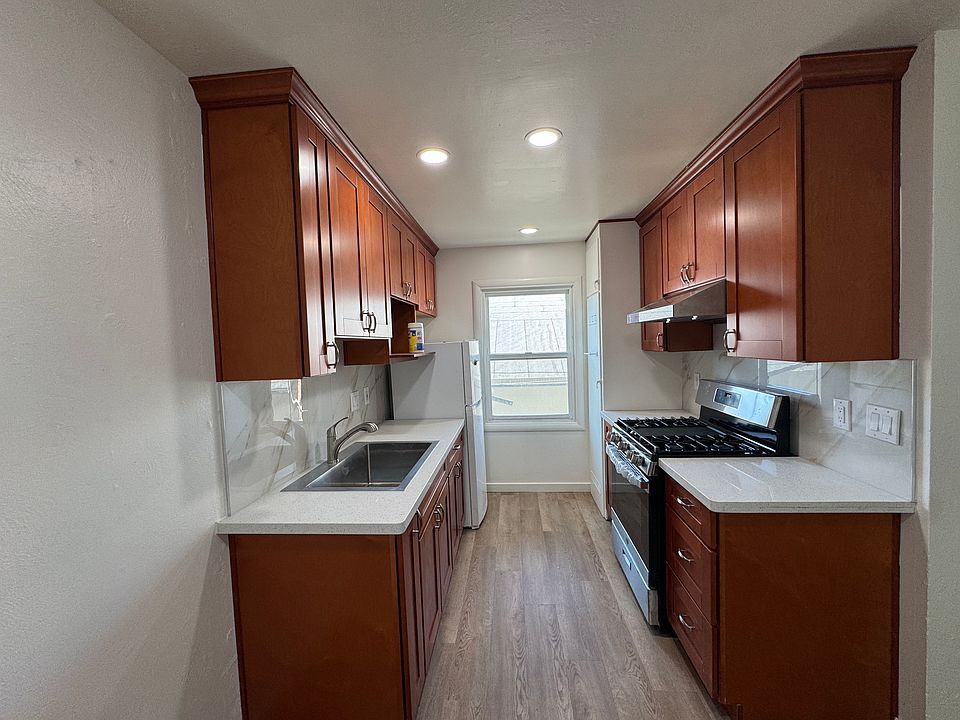 2nd image of 2372 Stevens Creek Blvd APT 1