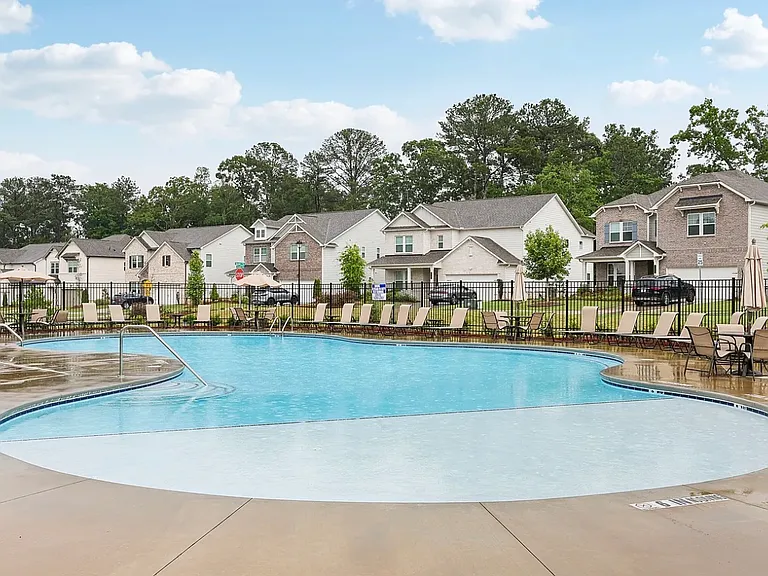 3453 Hillyard Dr — Photo 27