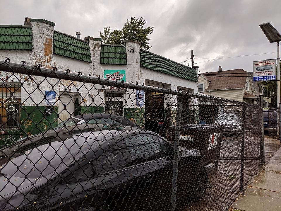 1st image of 3600 W Cortland St