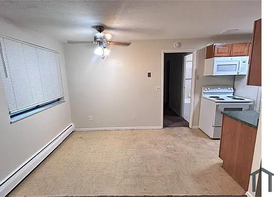 1 bed, 750 sqft, $895 — Photo 3