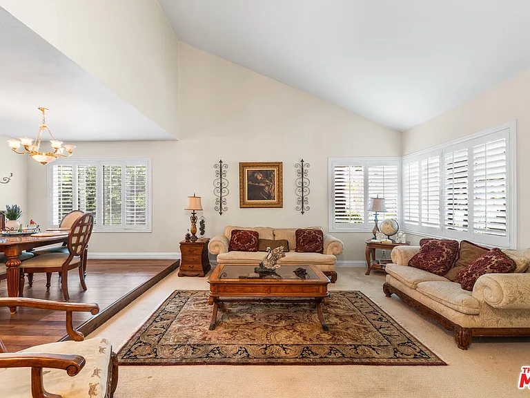 19421 Hallmark Ln — Photo 6