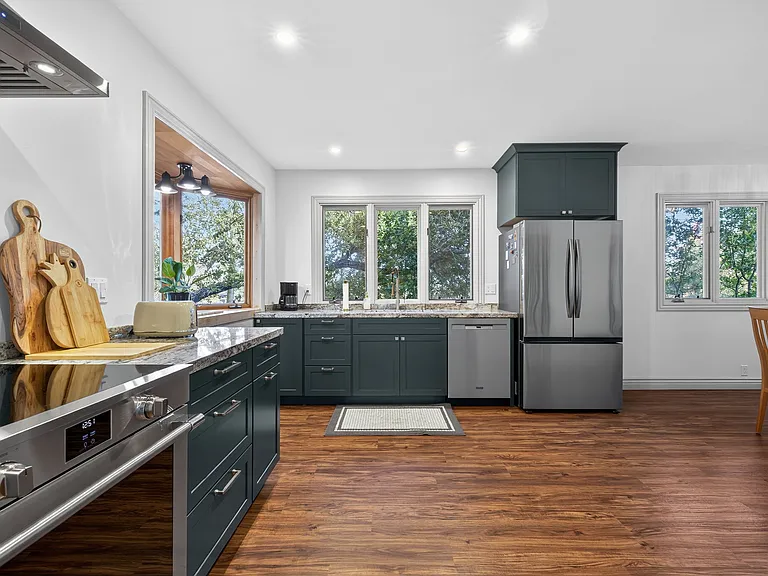 7325 Healdsburg Ave — Photo 7