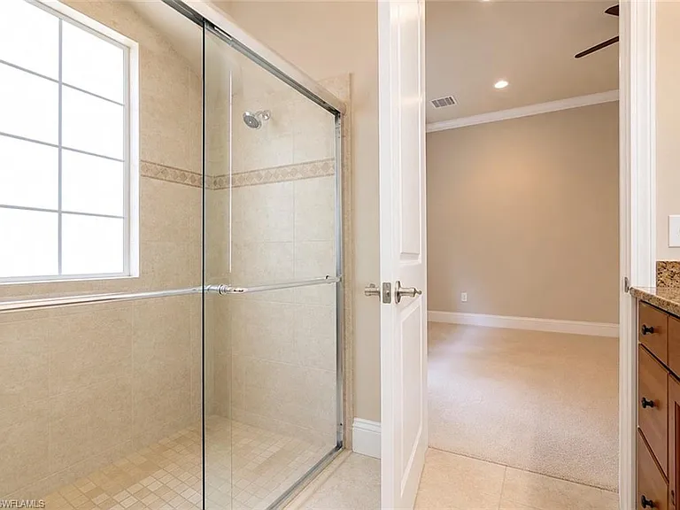 2915 Coco Lakes Dr — Photo 35