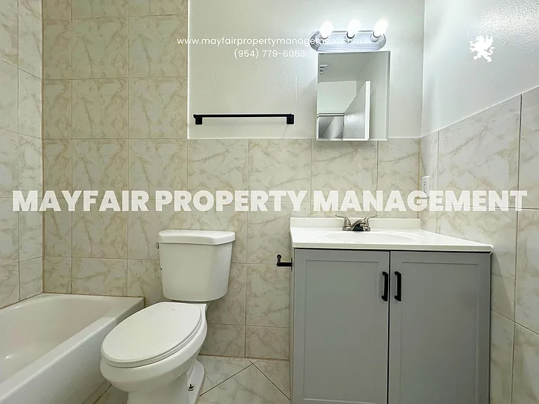 5855 S 37th St #5857 — Photo 10