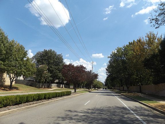 3rd image of 7393 Crystal Lake Dr