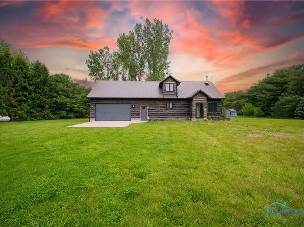 11840 Oak River Ln, Whitehouse, OH 43571