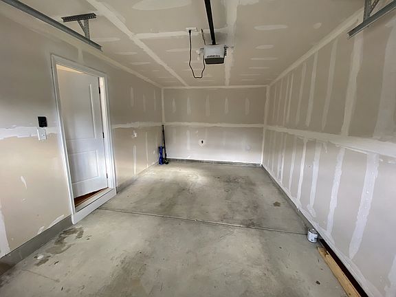 3rd image of 4105 New Hermitage Dr