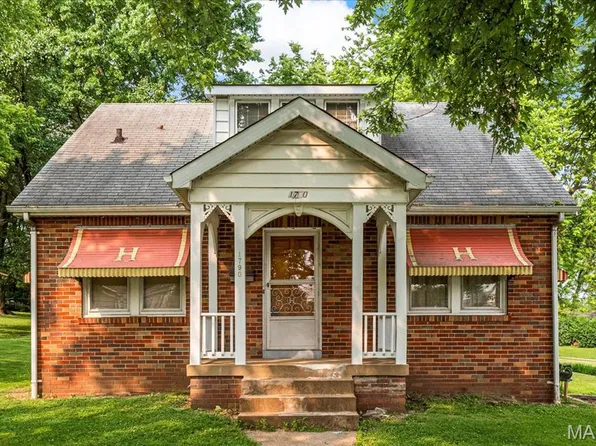 1790 Washington St, Florissant, MO 63033