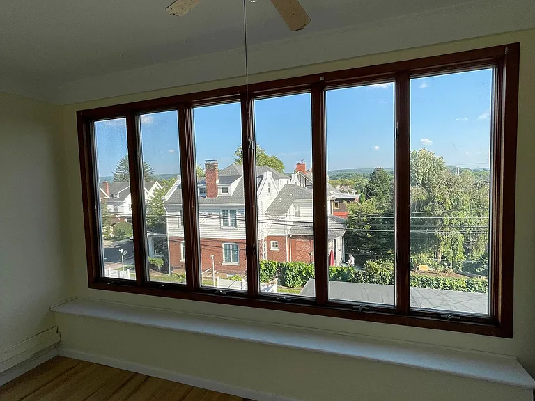 1610 W Walnut St #2 — Photo 17