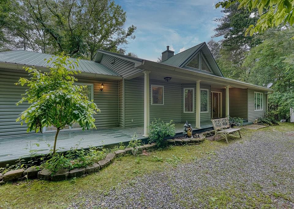 1st image of 61 Amelia Ln