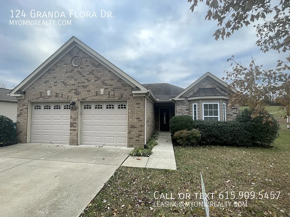 124 Granda Flora Dr