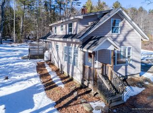 542 River Rd, Bowdoinham, ME 04008