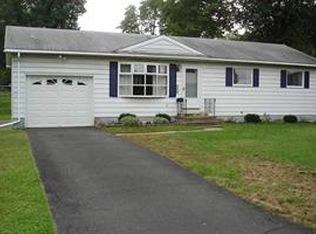 12 Riverview Ter, Rensselaer, NY 12144