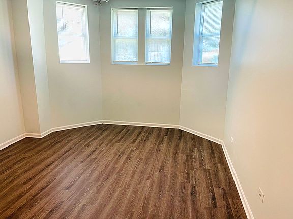 2nd image of 6625 S Drexel Ave #G