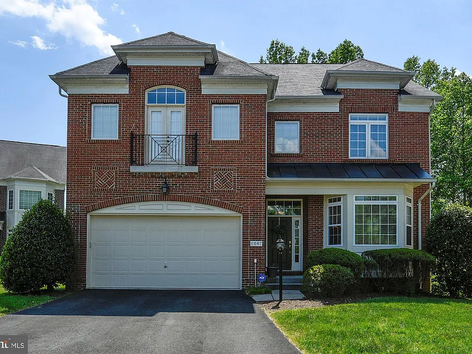 6087 Piney Woods Ct
