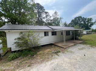 388 Davis Mill Rd, Parsons, TN 38363