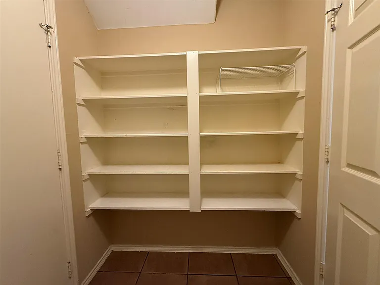 2623 Marble Manor Ln — Photo 15