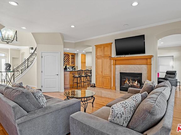 5th image of 8261 Rees St