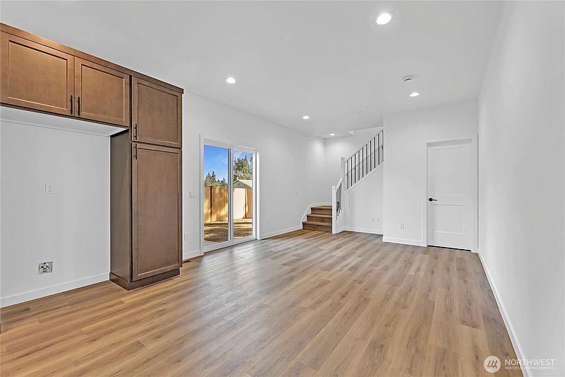 4th image of 7018 Wetmore Avenue #A
