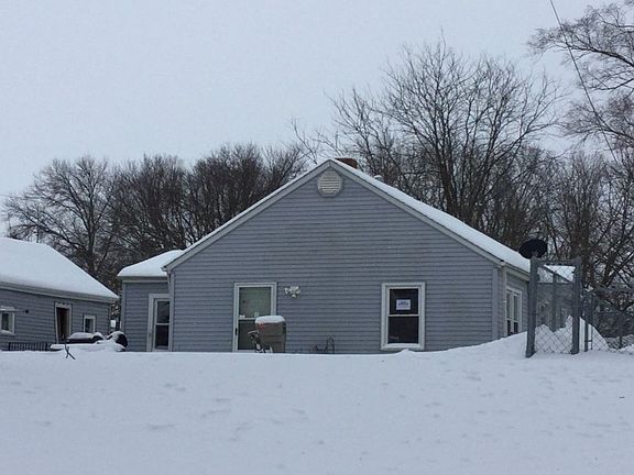2nd image of 3010 35th Ave