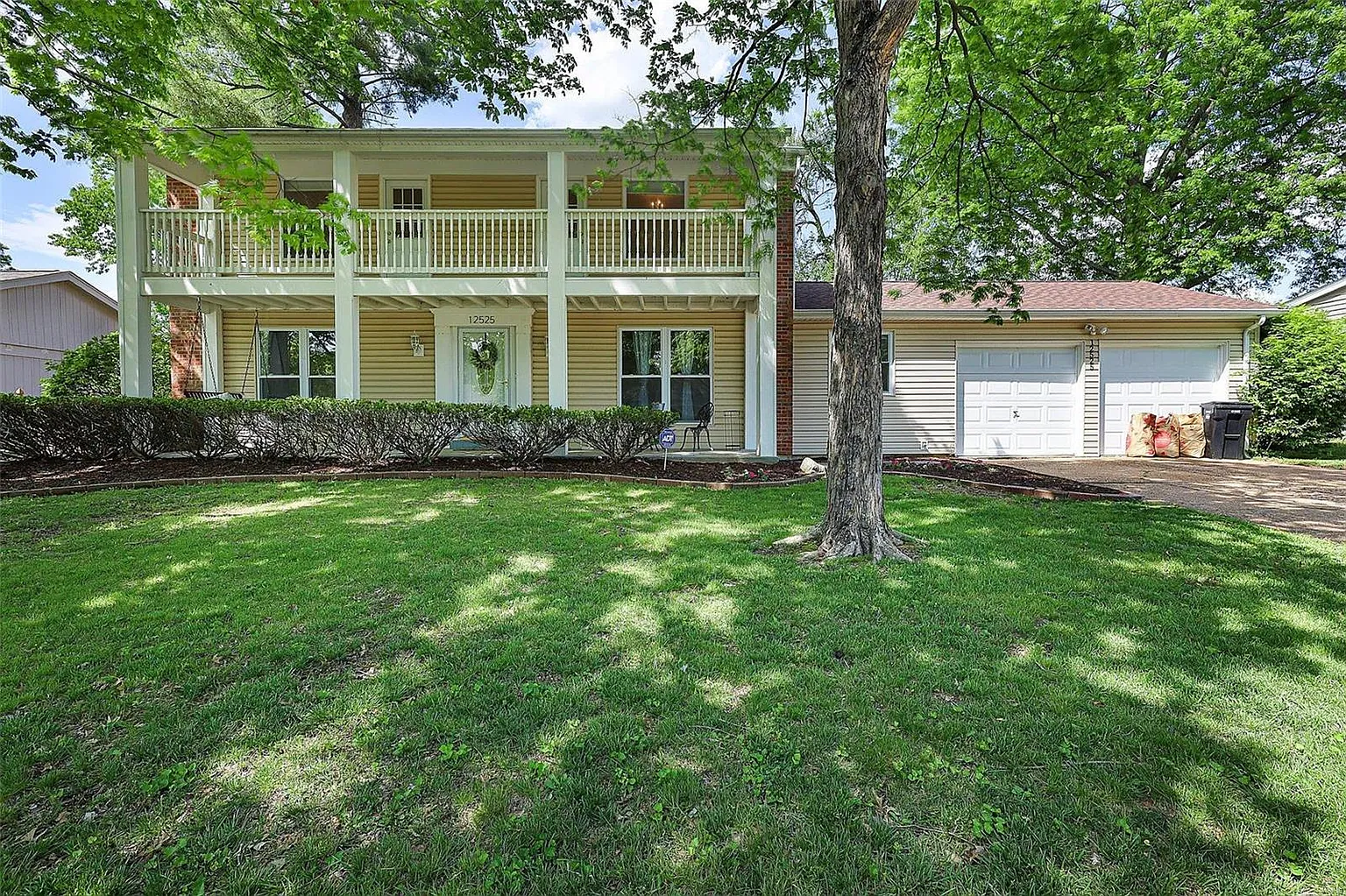 12525 Larkwood Dr photo 1