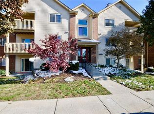 12517 Timber Creek Dr UNIT 5, Carmel, IN 46032