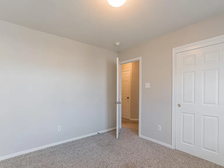 22519 Goss Spring Ct — Photo 40