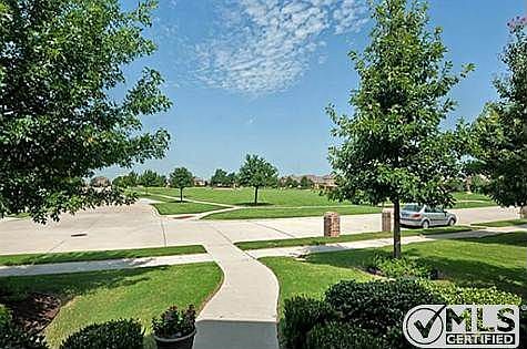 3rd image of 12202 Kennedale Dr