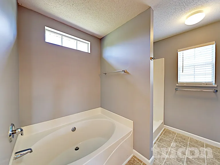 308 Fox Trot Dr — Photo 6