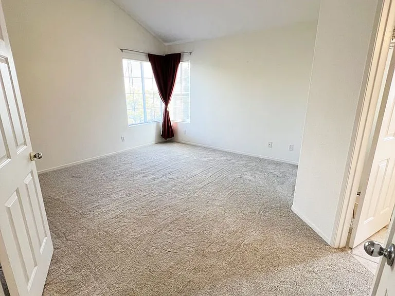 12625 El Camino Real #D — Photo 4