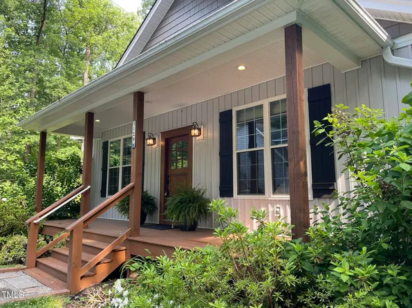 129 Forest Hill St, Clarksville, VA 23927