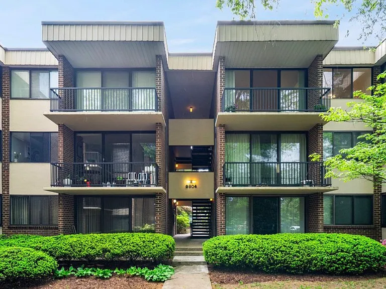 9804 Georgia Ave #301 — Photo 1