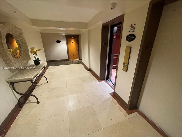 9195 Collins Ave #1001 — Photo 26