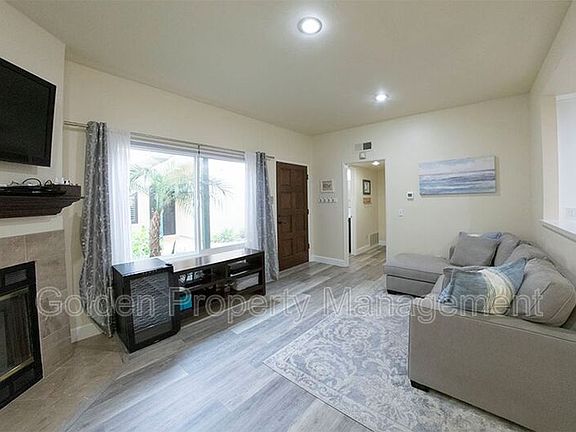 2nd image of 4434 Louisiana St APT 1
