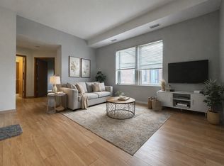 Abbott Apartments, Minneapolis, MN 55403