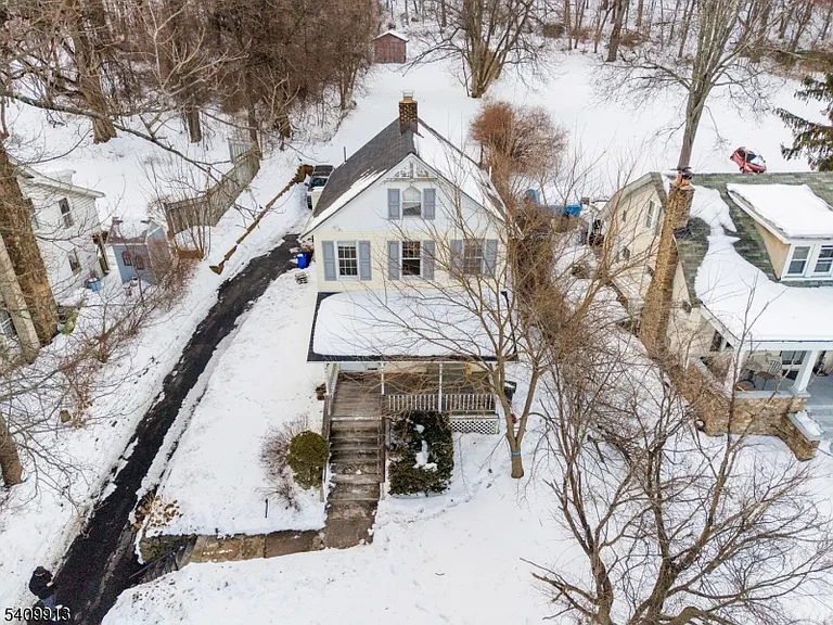 147 Millbrook Ave — Photo 23