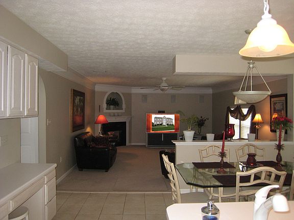 Nook - Family Room
