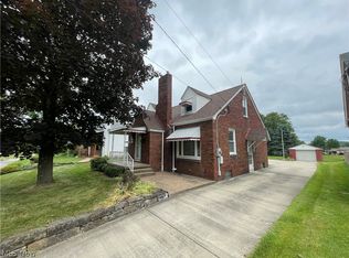 446 E Park Ave, Hubbard, OH 44425