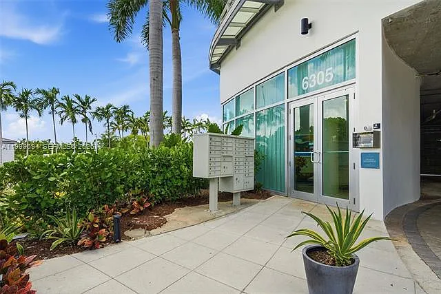 6305 Indian Creek Dr #5D — Photo 31