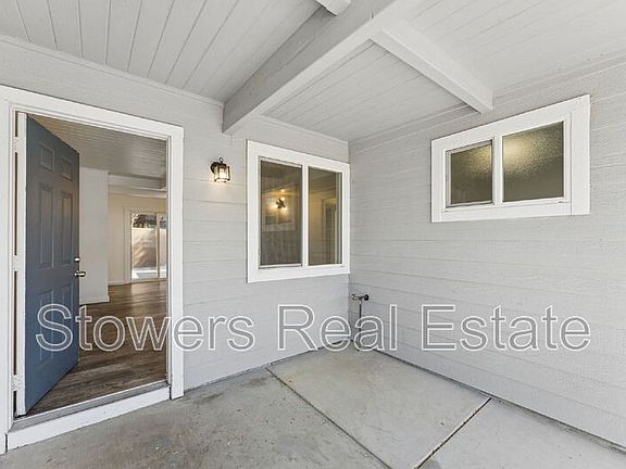 2nd image of 2073 Overhill Rd
