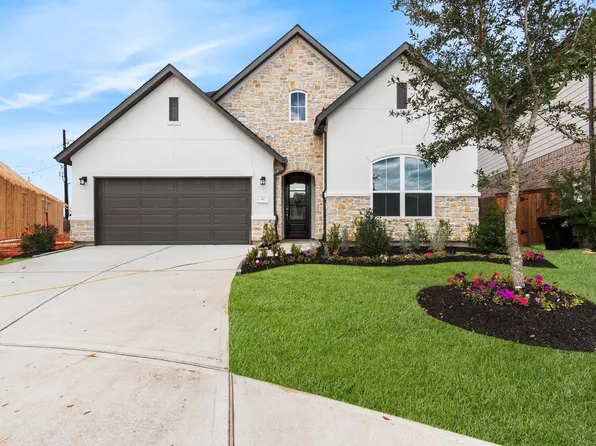 7401 Hawk Crest Dr, Fulshear, TX 77441
